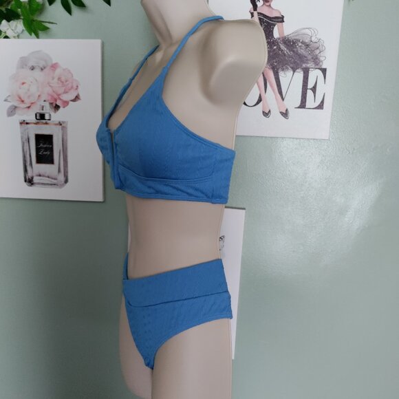 V Cut High Waisted Ribbed V-Wired Two Piece Bikini - Picture 4 of 6